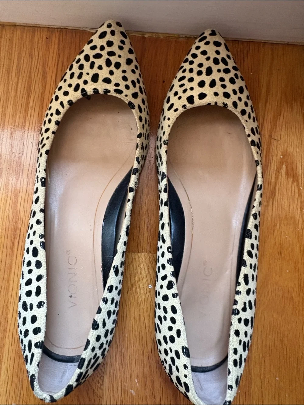 Vionic Lena Spot Calf Hair Pointed Toe Ballet Flats Animal Print Comfort 6 $148 - Picture 8 of 10